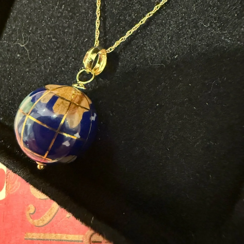 Elegant Blue and 14k Gold Globe Pendant Necklace - Picture 2 of 6